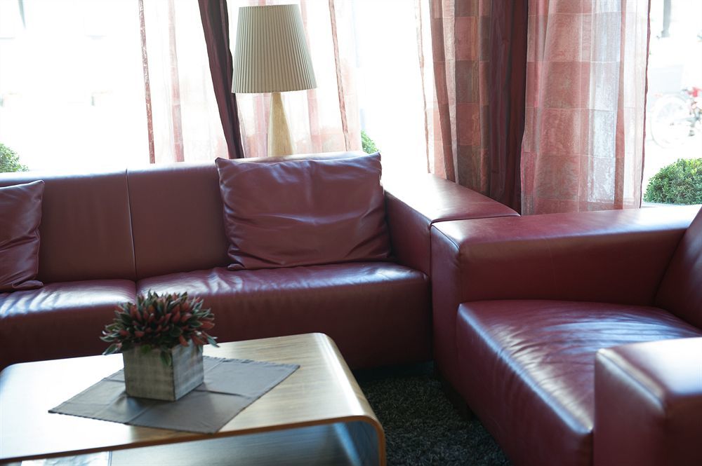 Hotel Uhu Garni Kolín nad Rýnem Exteriér fotografie
