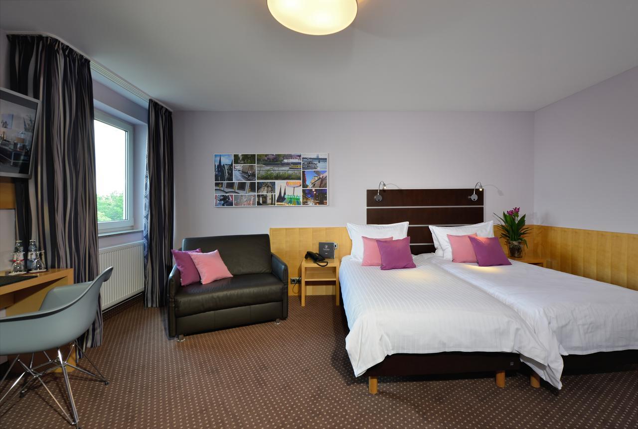 Hotel Uhu Garni Kolín nad Rýnem Exteriér fotografie